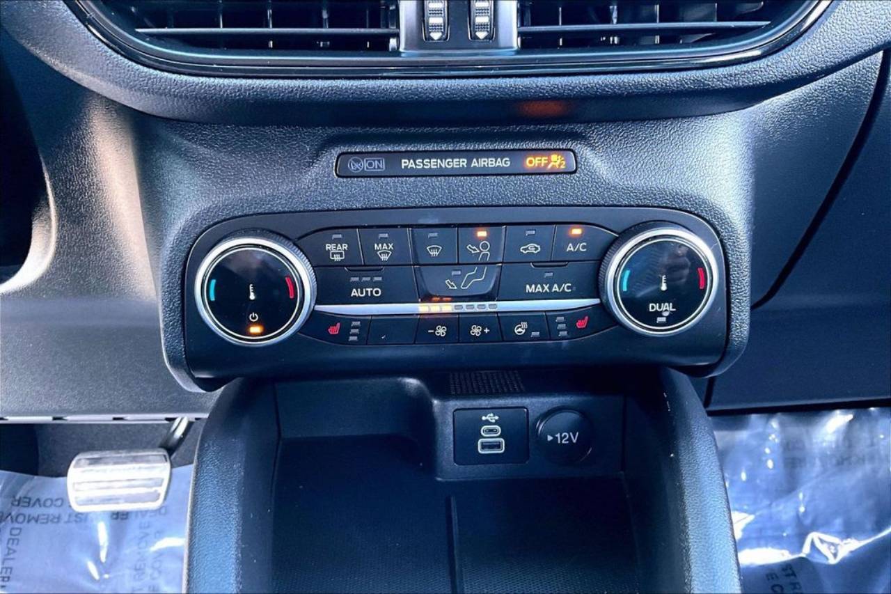 2024 Ford Escape ST-Line - Photo 31