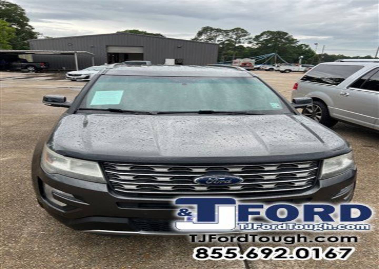 Used 2017 Ford Explorer XLT with VIN 1FM5K7D87HGC59933 for sale in Ville Platte, LA