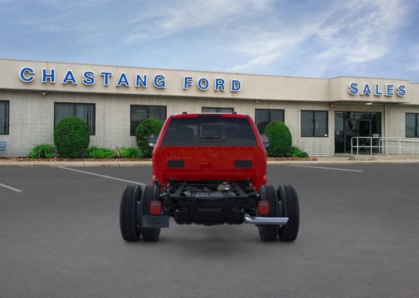 2025 Ford F-550 Super Duty Chassis Cab XL - Photo 6