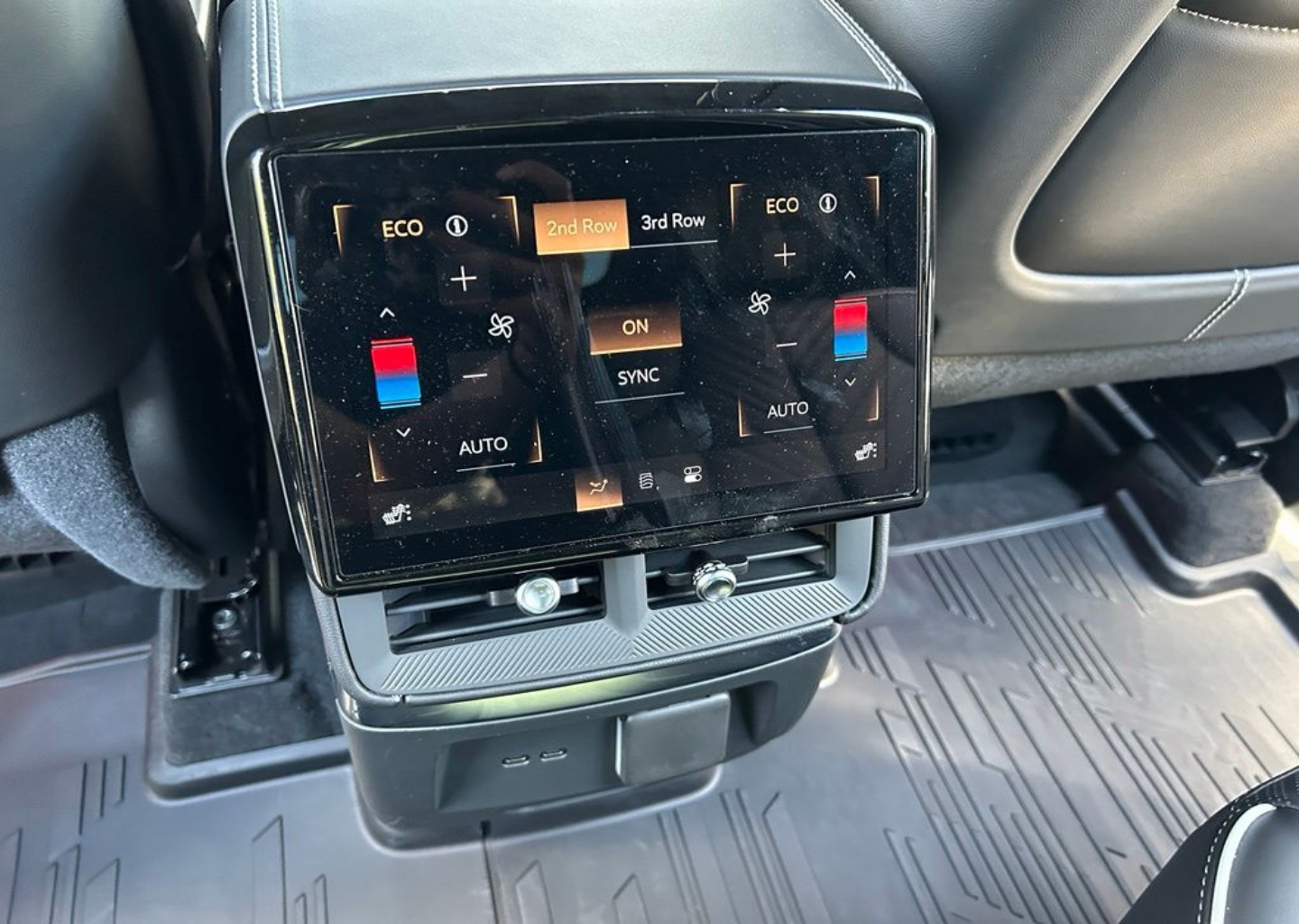 2026 Cadillac VISTIQ Platinum Sport - Photo 108