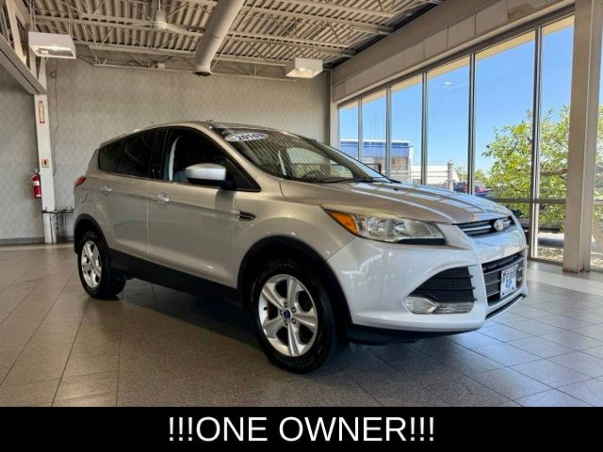 Used 2016 Ford Escape SE with VIN 1FMCU0G75GUC86477 for sale in Highland, IN
