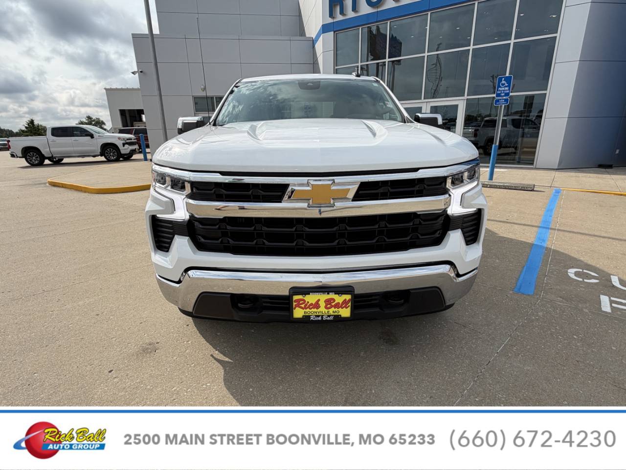 Used 2025 Chevrolet Silverado 1500 LT with VIN 3GCUKDED5SG147881 for sale in Kansas City