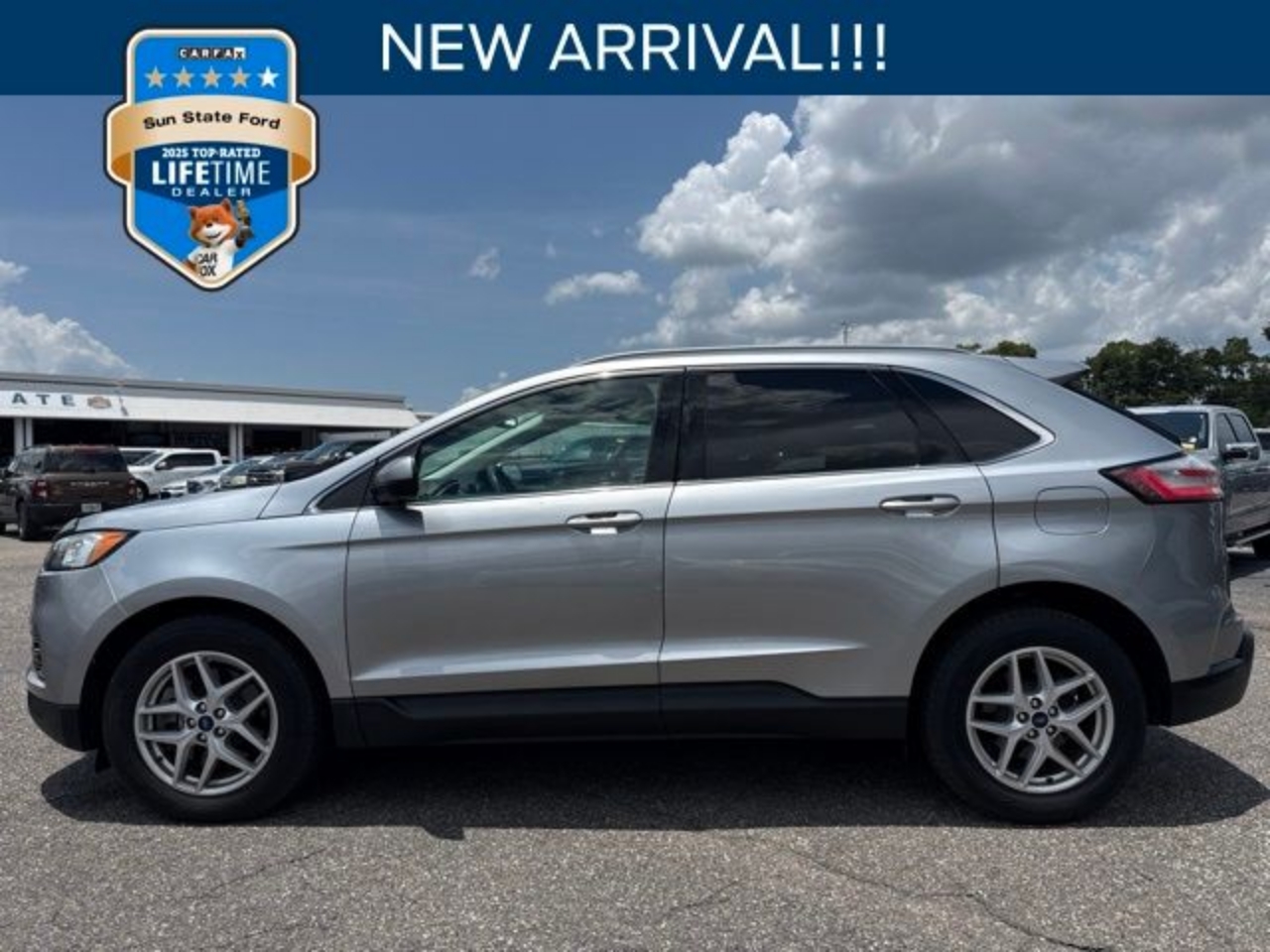2021 Ford Edge SEL's photo