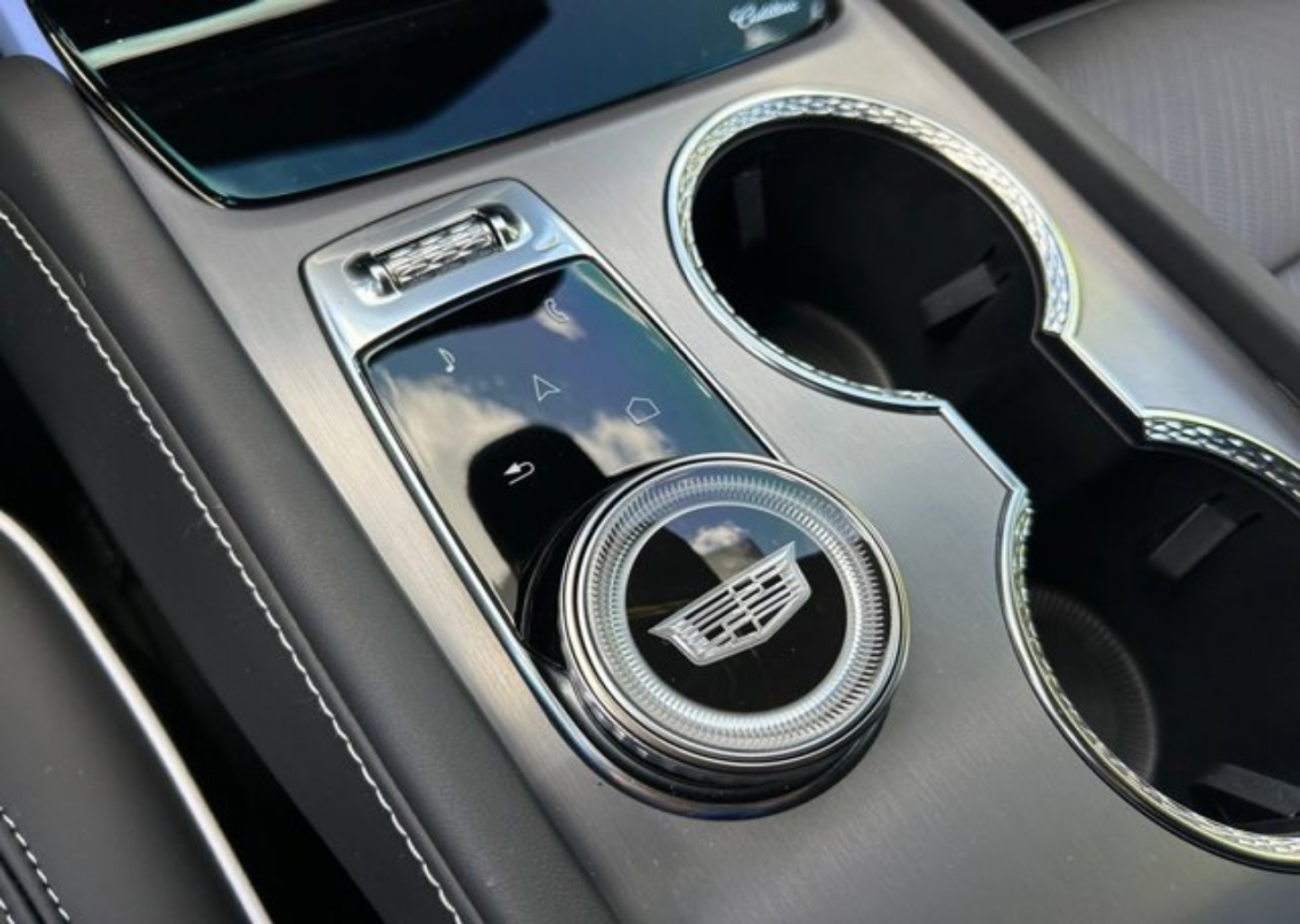 2026 Cadillac VISTIQ Platinum Sport - Photo 33