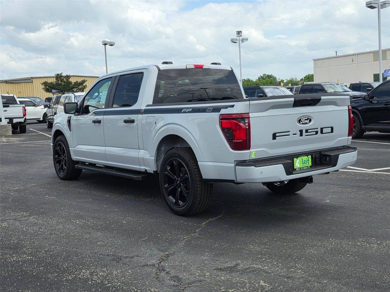 2025 Ford F-150 STX - Photo 6