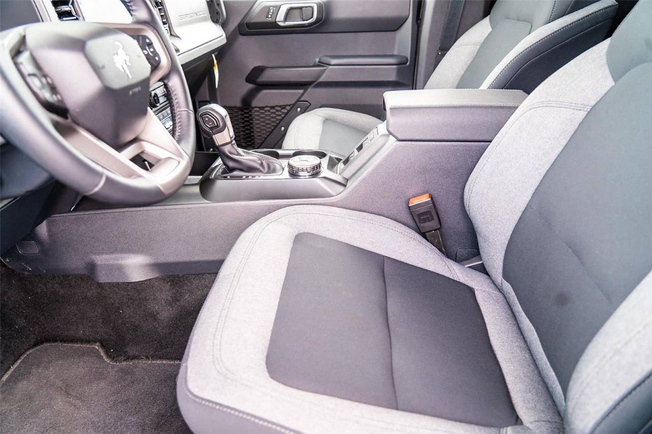 2025 Ford Bronco 4-Door Big Bend - Photo 10