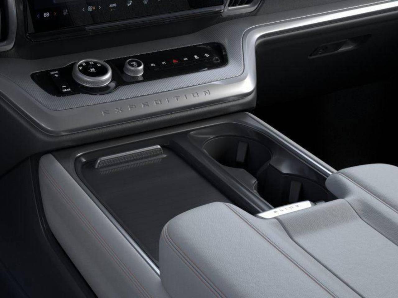 2025 Ford Expedition Active - Photo 15