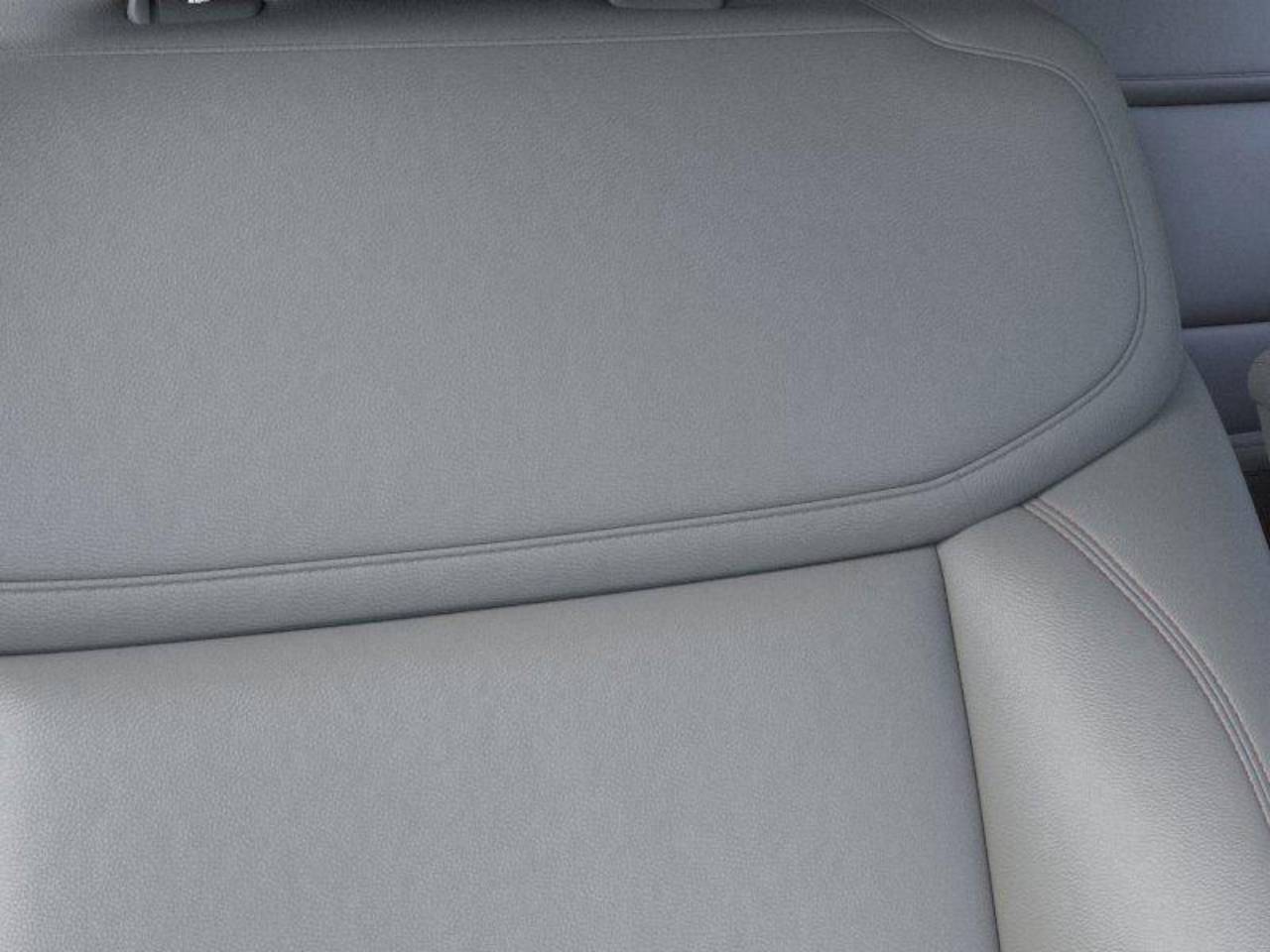 2025 Ford Expedition Active - Photo 16