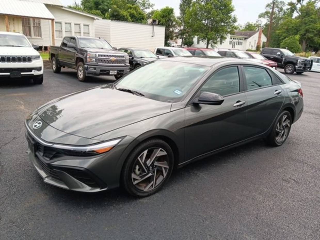 2025 Hyundai Elantra