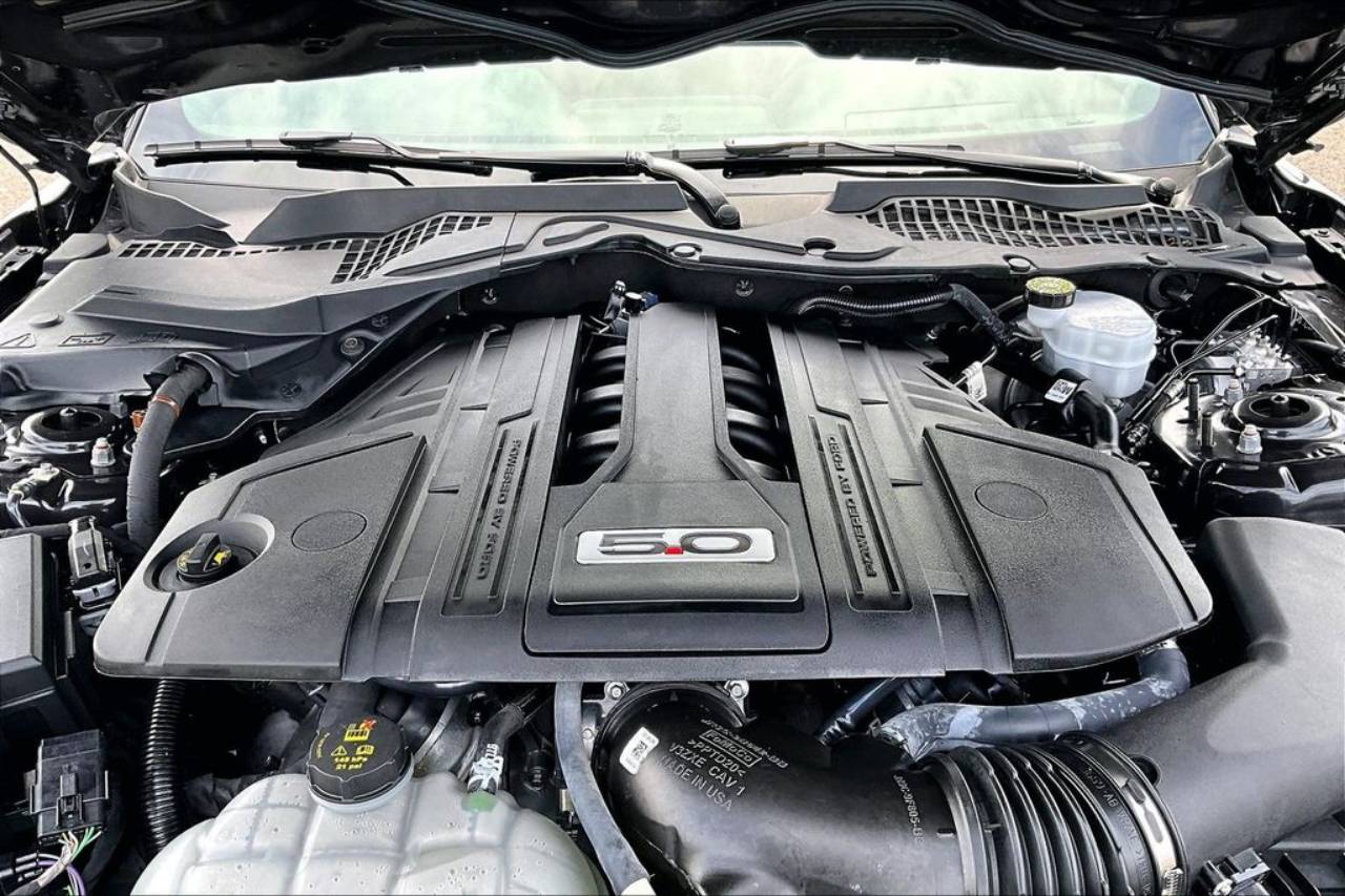 2022 Ford Mustang GT - Photo 10