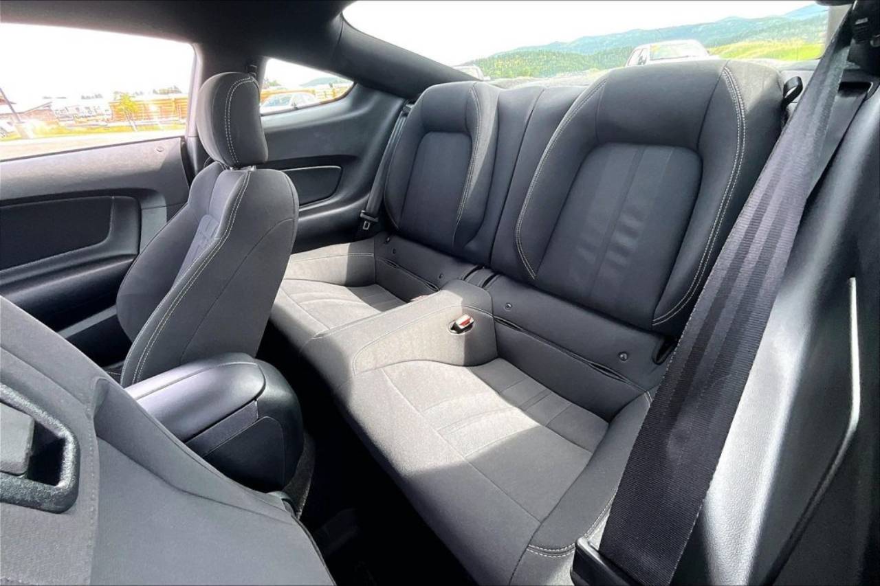 2022 Ford Mustang GT - Photo 26