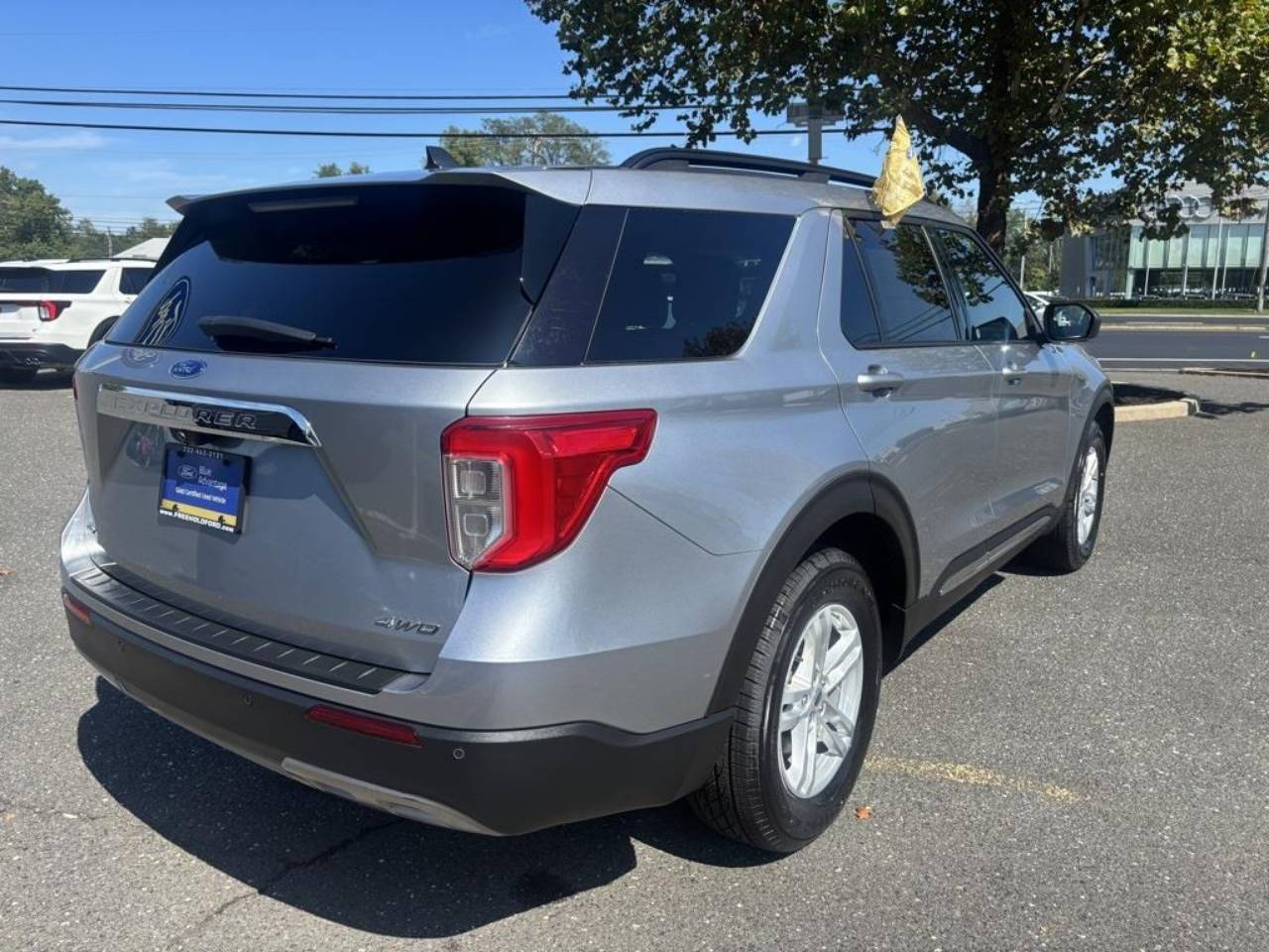 2022 Ford Explorer XLT - Photo 8