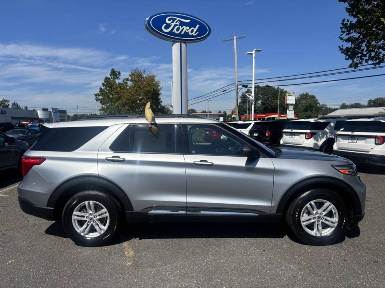 2022 Ford Explorer XLT - Photo 10