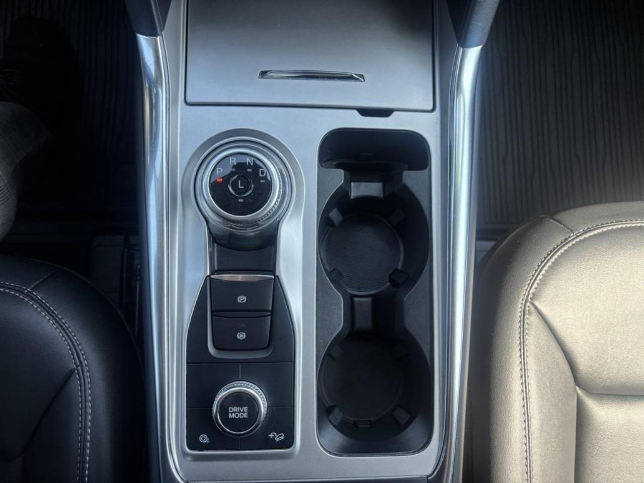2022 Ford Explorer XLT - Photo 37
