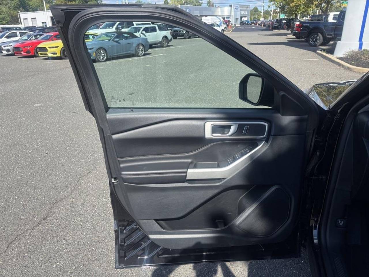 2022 Ford Explorer XLT - Photo 14