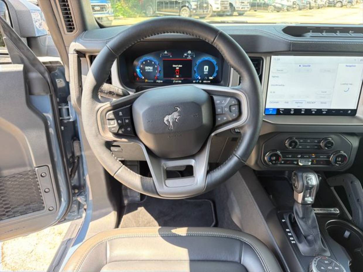 2025 Ford Bronco 4-Door Outer Banks - Photo 13