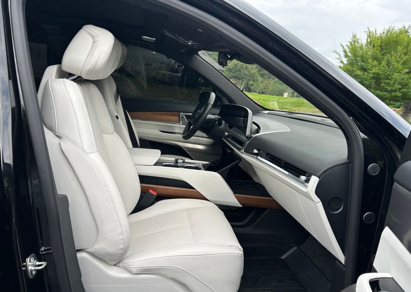 2026 Cadillac VISTIQ Sport - Photo 120