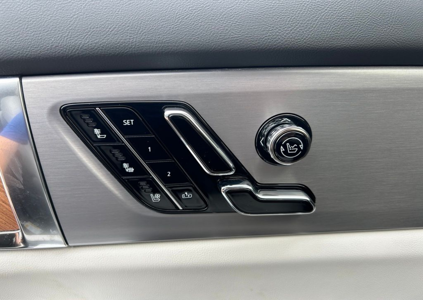 2026 Cadillac VISTIQ Sport - Photo 123
