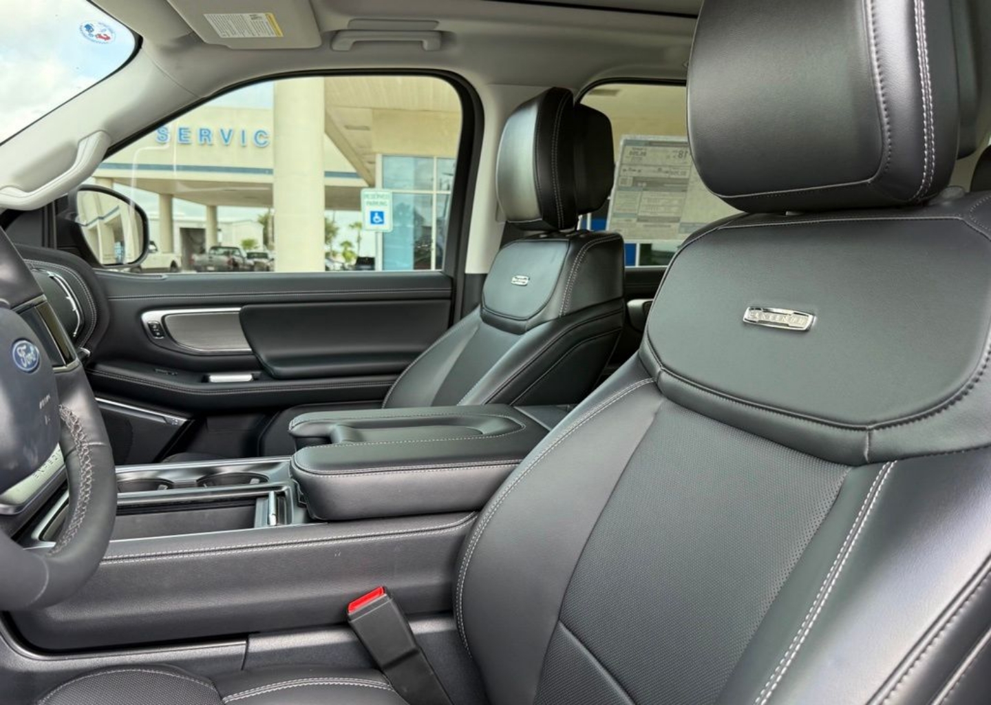 2026 Ford Expedition Platinum - Photo 12