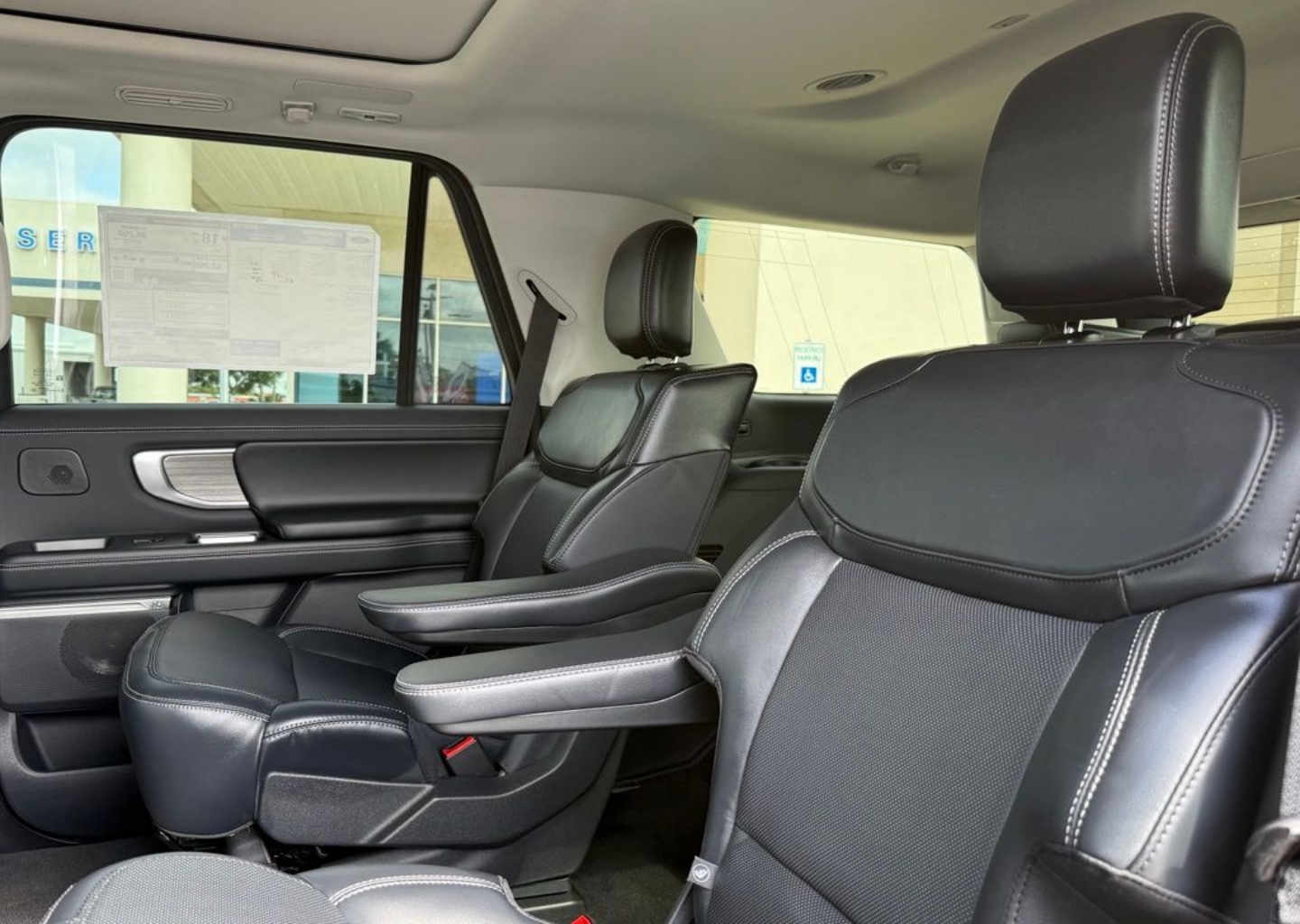 2026 Ford Expedition Platinum - Photo 14