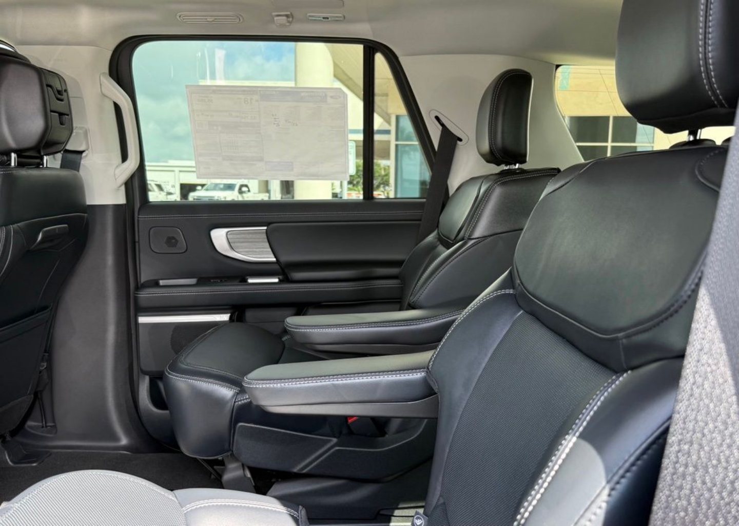2026 Ford Expedition Platinum - Photo 29
