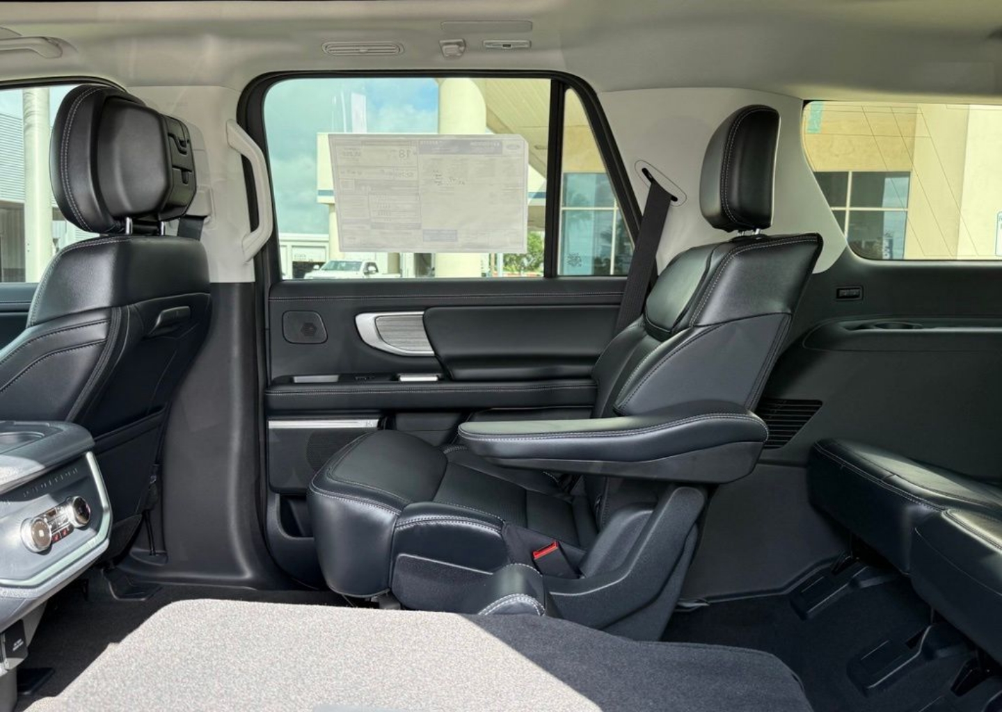 2026 Ford Expedition Platinum - Photo 31