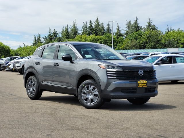New 2026 Nissan Kicks S