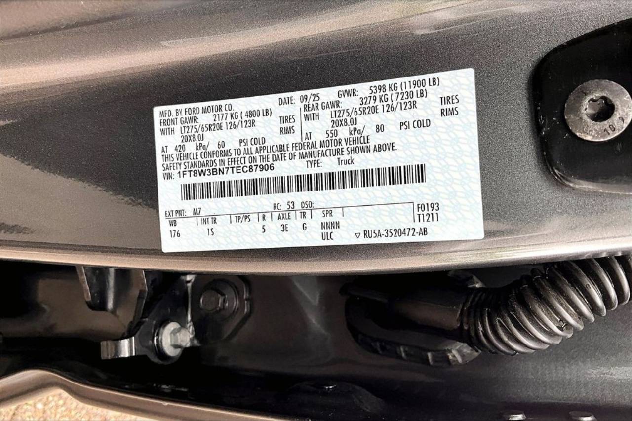 2026 Ford F-350 Super Duty XL - Photo 9