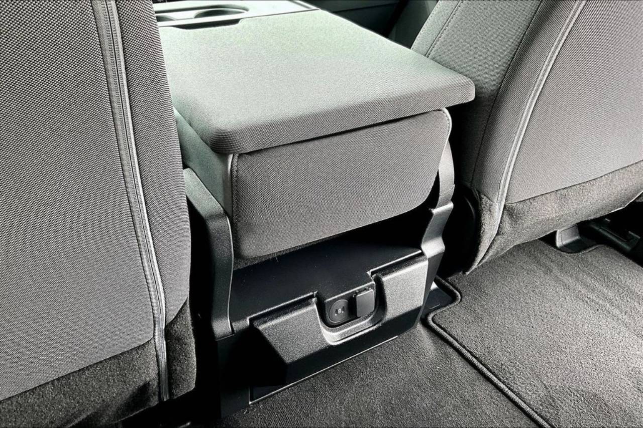 2026 Ford F-350 Super Duty XL - Photo 18