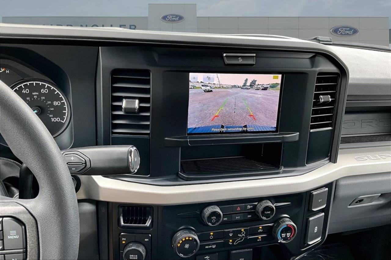 2026 Ford F-350 Super Duty XL - Photo 22