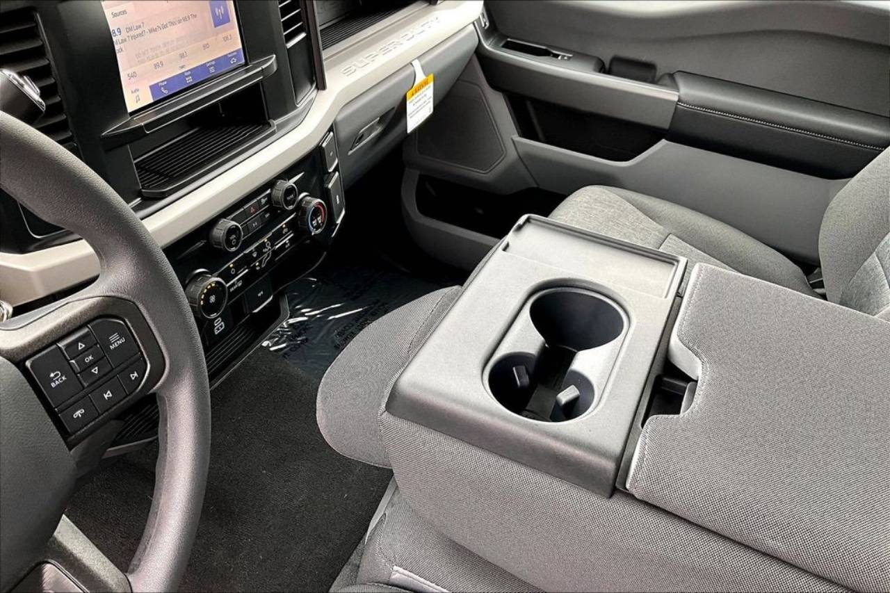 2026 Ford F-350 Super Duty XL - Photo 25