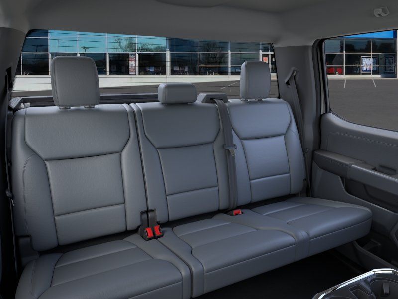2025 Ford F-150 Lightning Flash - Photo 15