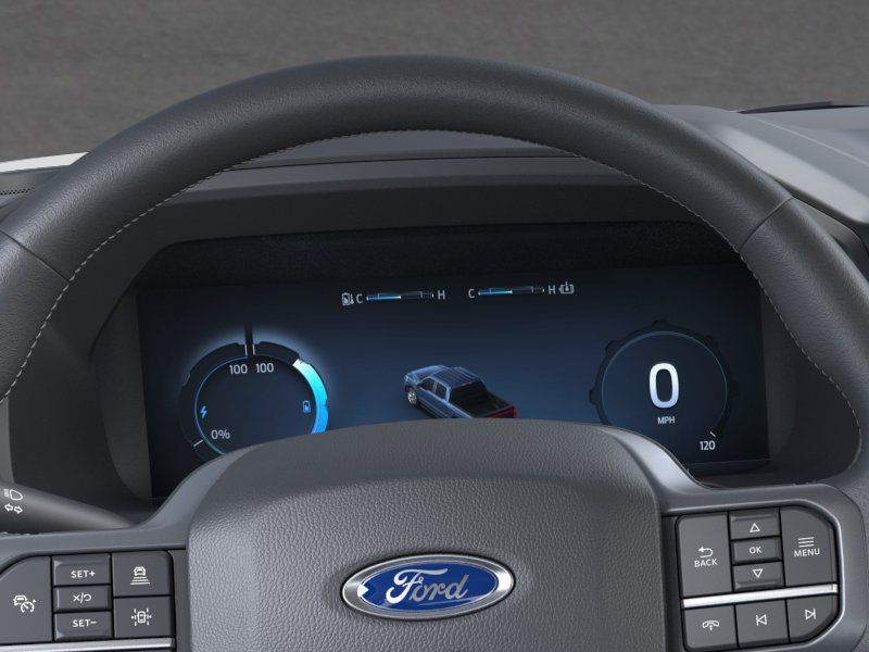 2025 Ford F-150 Lightning Flash - Photo 17