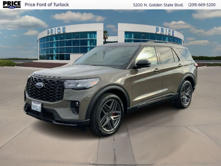 2026 Ford Explorer ST-Line