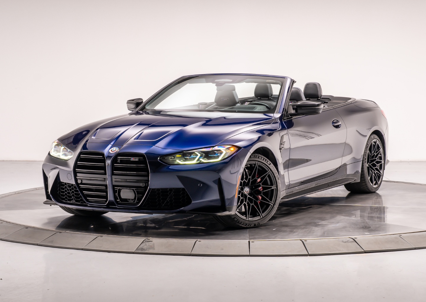 2022 BMW M4 Competition Convertible xDrive's photo