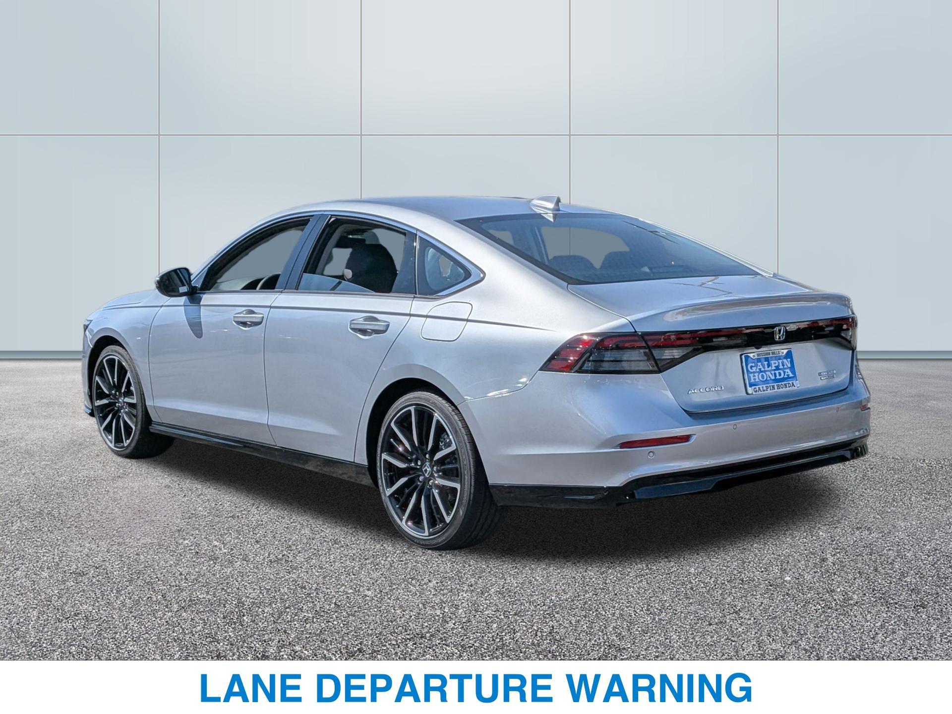 2026 Honda Accord Hybrid Touring - Photo 9