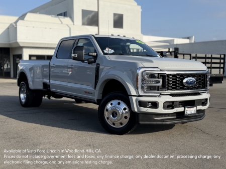 2026 Ford Super Duty F-450 DRW Platinum