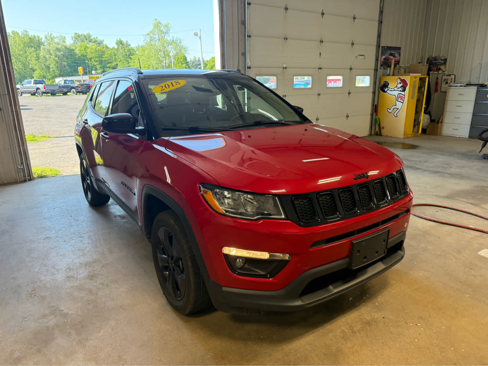 Used 2018 Jeep Compass Altitude with VIN 3C4NJDBBXJT325249 for sale in Williamson, NY