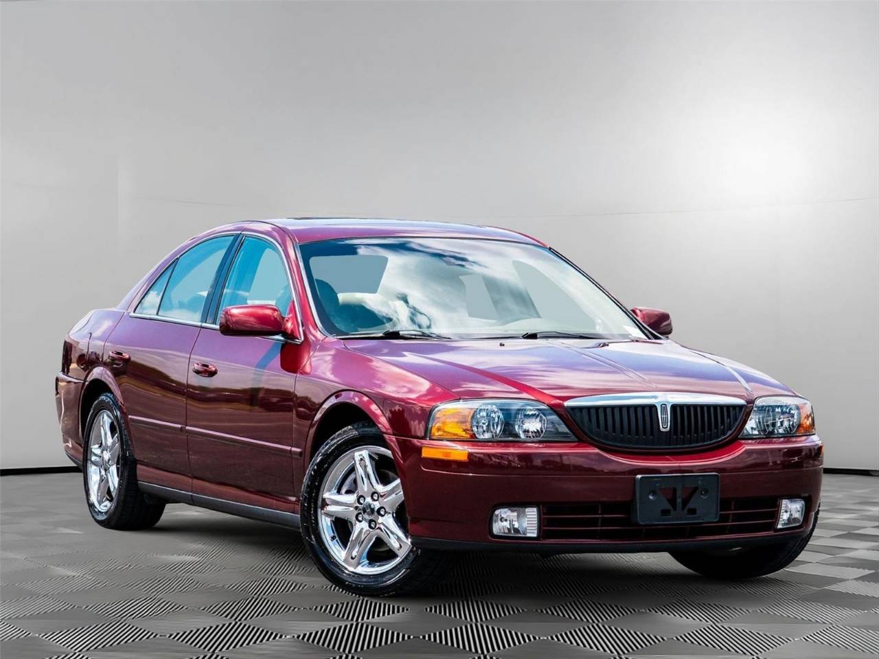 2002 Lincoln LS V8 AT Base's photo