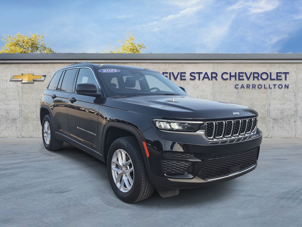 Used 2025 Jeep Grand Cherokee Laredo X