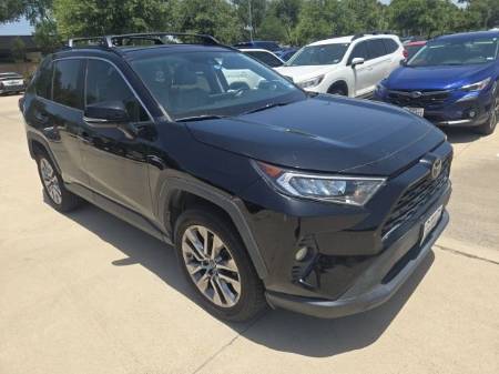 2019 Toyota RAV4 XLE Premium
