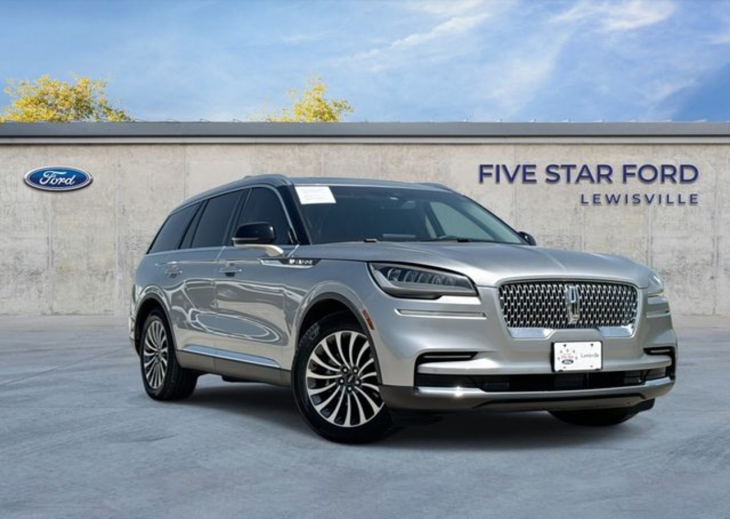 2024 Lincoln Aviator Premiere RWD's photo
