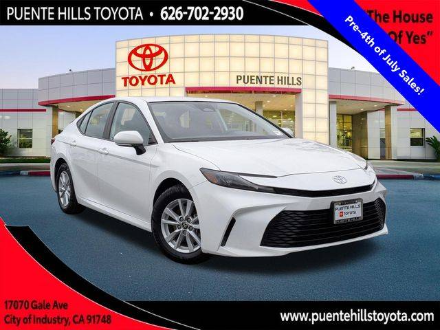 2025 Toyota Camry LE