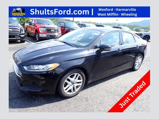 2016 Ford Fusion SE FWD's photo