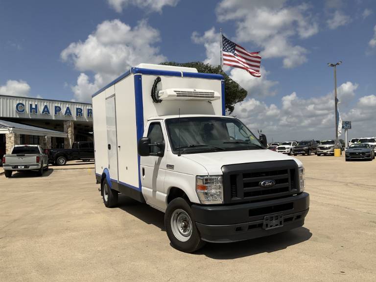 2023 Ford E-Series Cutaway E-350 SD
