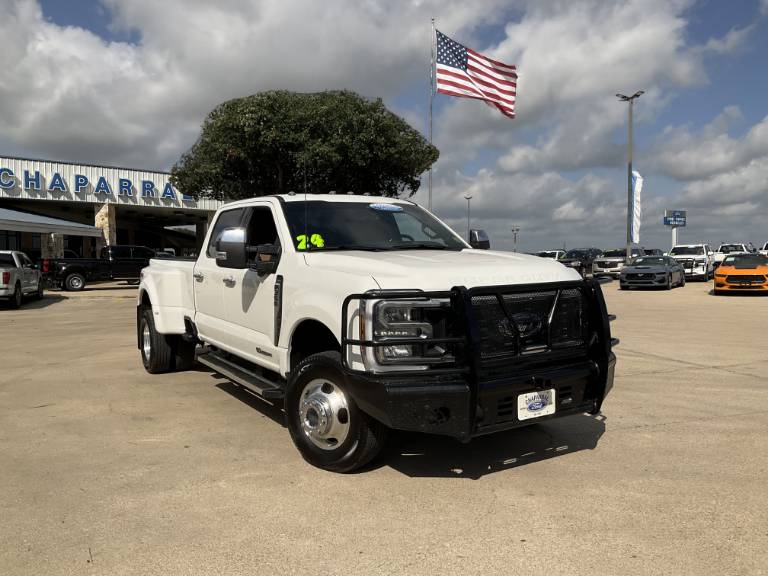 2024 Ford Super Duty F-350 DRW LARIAT