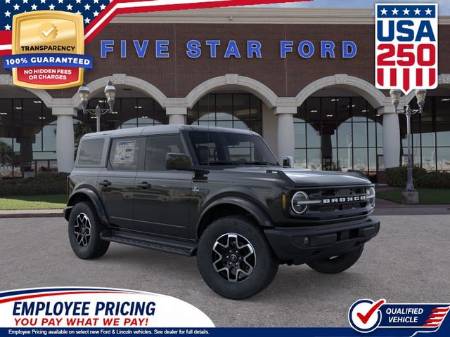 2026 Ford Bronco Outer Banks