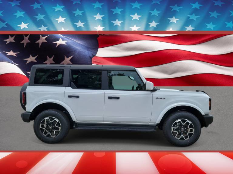 2026 Ford Bronco Outer Banks