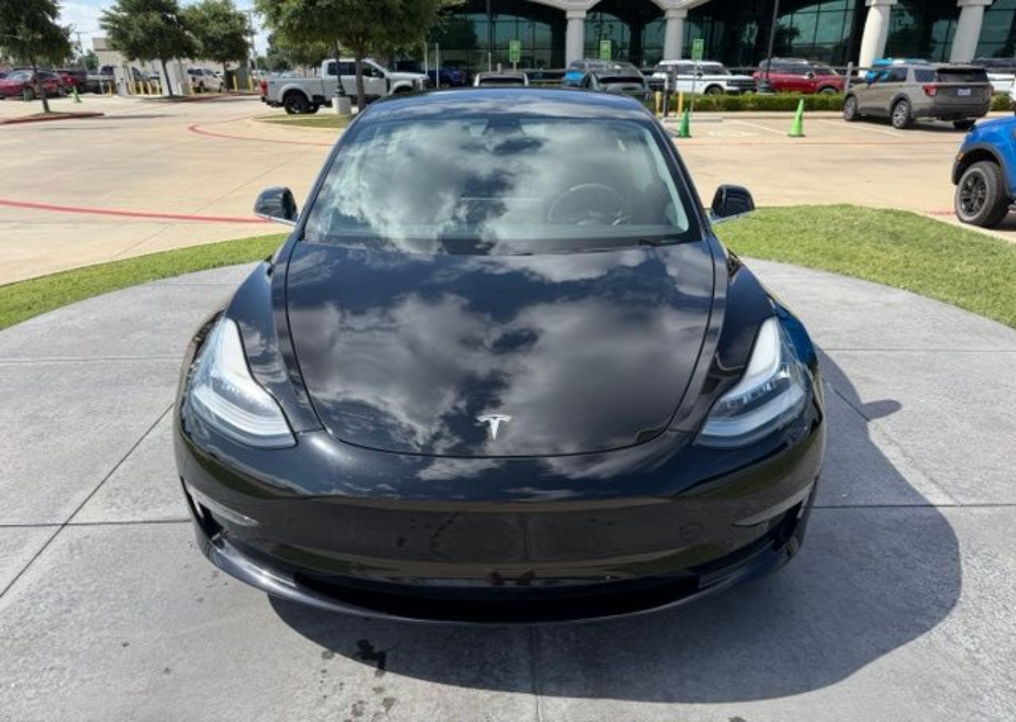 Used 2019 Tesla Model 3 Base with VIN 5YJ3E1EA8KF399041 for sale in Dallas, TX