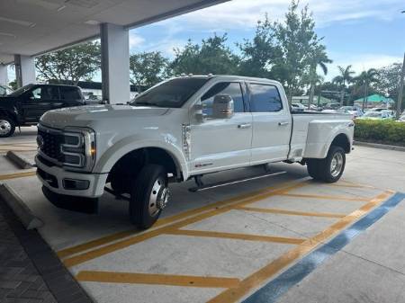 2024 Ford F-450SD Limited